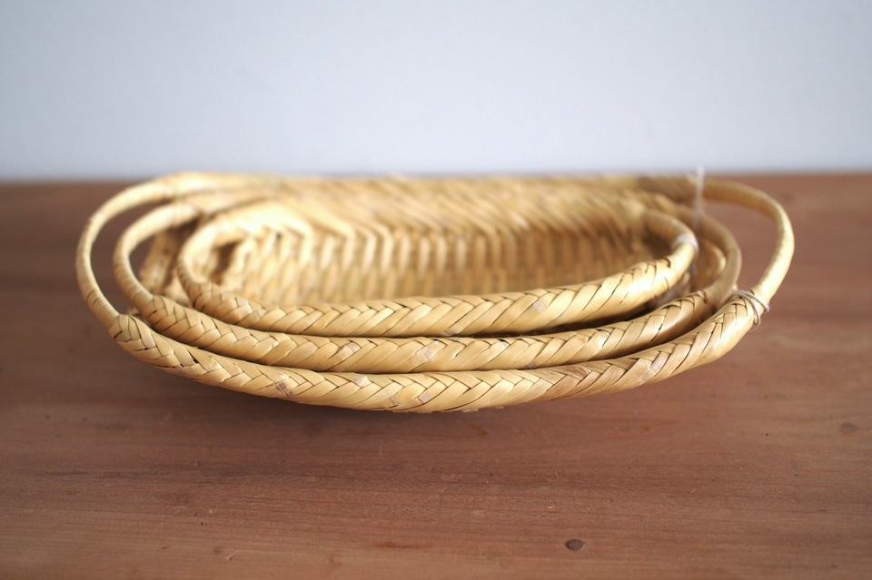 篠竹の楕円手付きざる