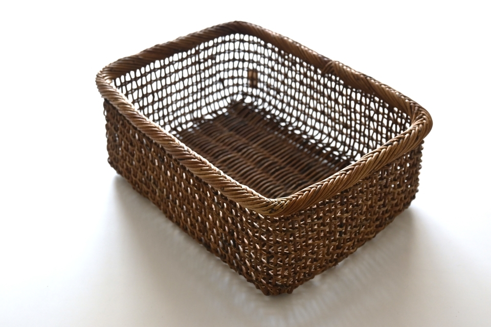 あけびのこだし編み収納かご