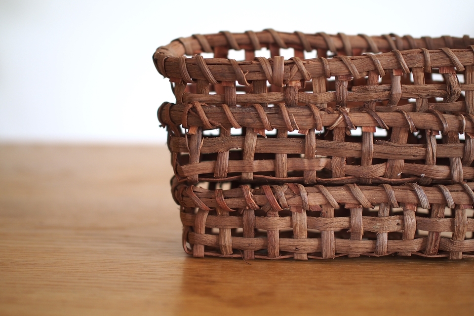 山葡萄のおしぼり入れ