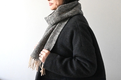 みちのくあかね会　ヘリンボーンのマフラー