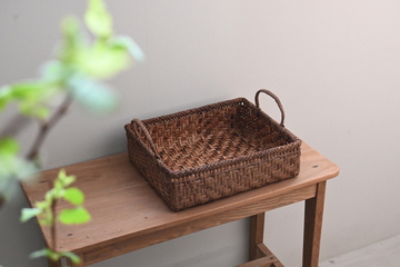 山葡萄の持ち手付き角バスケット